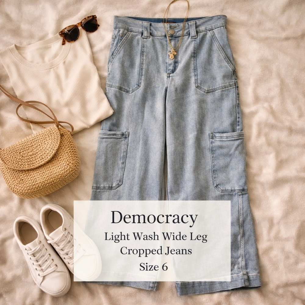 Democracy Ab Technology Light Wash Wide Leg Cropped Jeans Utility Pocket Size 6